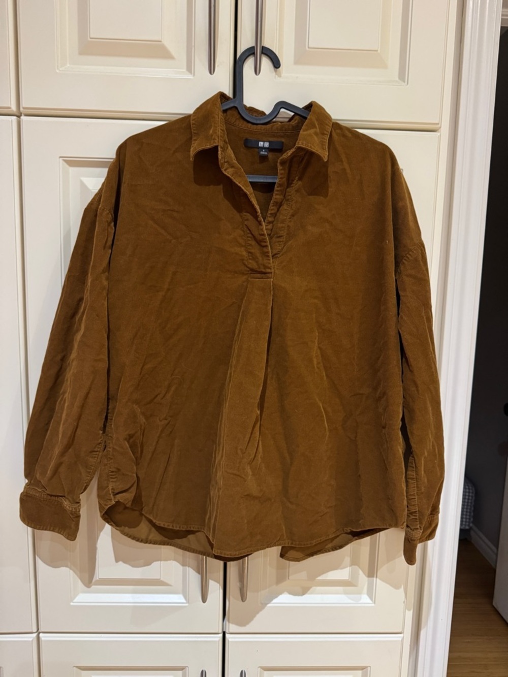 Uniqlo Corduroy Shirt Jacket in Chestnut Brown S BZ